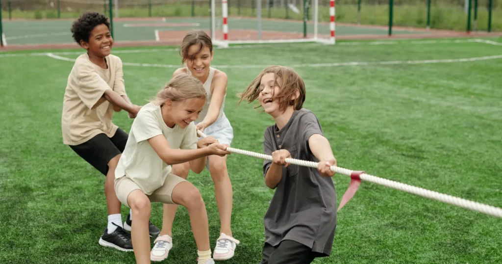 Benefits of Extracurricular Activities in Elementary and Secondary Schools - Featured